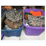 (2) TOTES OF CAMOFLAUGE & HUNTING APPAREL