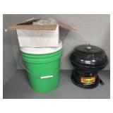 LYMAN 2500 TUMBLER, GROUPING OF GRIT