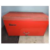 SNAP-ON BENCHTOP TOOL BOX, W/ RELOADING TOOLING