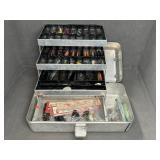 VINTAGE TACKLEBOX W/ ASSORTED LURES