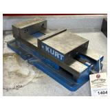 KURT D675 ANGLOCK MACHINE VISE