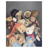 BOYDS BEAR - HUGE LOT