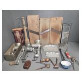 PRIMITIVE KITCHEN ASSORTMENT