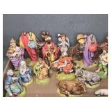 CERAMIC NATIVITY PIECES (13)