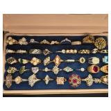 (45) RINGS WITH RING BOX