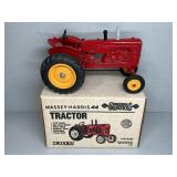 ERTL MASSEY HARRIS 44 TRACTOR DIE-CAST