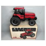 ERTL CASE IH MAGNUM 7130 TRACTOR DIE-CAST