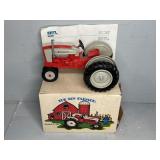 ERTL FORD 901 POWERMASTER TRACOR DIE-CAST