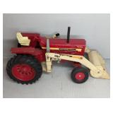 INTERNATIONAL 1026 HYDRO TRACTOR W/LOADER DIE-CAST