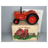 ERTL CASE 500 TRACTOR DIE-CAST