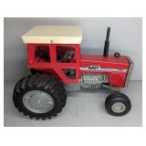 ERTL MASSEY FERGUSON 1155 TRACTOR W/CAB DIE-CAST