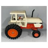 ERTL CASE 2590 TRACTOR W/CAB DIE-CAST
