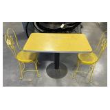MIDCENTURY DINER TABLE W/ TWO CHAIRS
