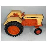 ERTL CASE 1030 COMFORT KING TRACTOR DIE-CAST