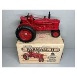 ERTL FARMALL H DIE-CAST TRACTOR