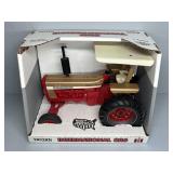 ERTL INTERNATIONAL 826 GOLDEN DEMONSTRATOR