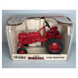 ERTL FARMALL CUB TRACTOR DIE-CAST