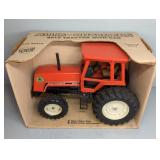 ERTL ALLIS CHALMERS 8040 TRACTOR W/CAB DIE-CAST