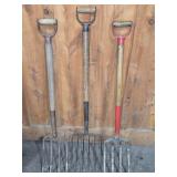 PITCH & DIG FORKS