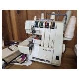 SINGER 14 U 34 SERGER MACHINE
