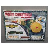 BACHMANN WHITE CHRISTMAS TRAIN SET