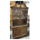 SMALL DINNING ROOM HUTCH