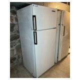 WHITE WESTINGHOUSE 16.8 CU FT FRIDGE/FREEZER