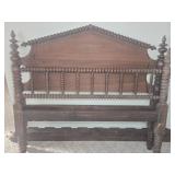 ANTIQUE SPOOL BED