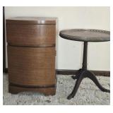 FERGUSON LEATHER TOP TABLE, MCM END TABLE