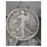 WALKING LIBERTY HALF DOLLAR - 1916