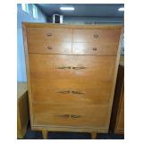 HARMONY HOUSE UPRIGHT DRESSER