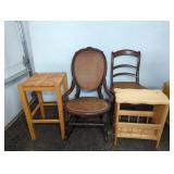 SMALL FURNITURE GROUPING