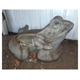 X-LARGE RESIN FROG GARDEN STATUE