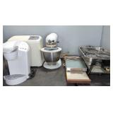 KITCHENAIID STAND MIXER & OTHER KITCHEN