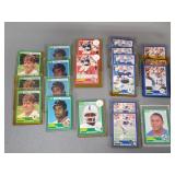 FOOTBALL CARDS - SINGLES - MANY ROOKIE CARDS