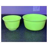 HAMILTON BEACH CUSTARD YELLOW URANIUM MIXING BOWLS