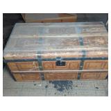 FLAT TOP TRUNK, 32"X16"X13"
