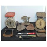 VINTAGE SCALES AND UTENSILS