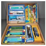 HO SCALE  MODEL TRAIN CARS