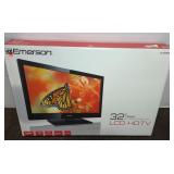EMERSON  32" LCD HDTV
