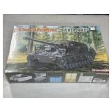 NEW DRAGON ARMY PLASTIC MODEL KIT