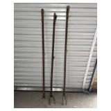 (3) ANTIQUE WOOD GRABBER DEVICES