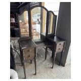 WOOD BEDROOM VANITY & MIRROR