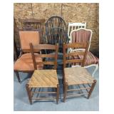 WOODEN CHAIRS