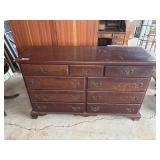 HUNGERFORD 9 DRAWER MAHOGANY DRESSER
