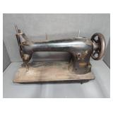 CAST IRON SEWING MACHINE