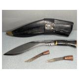 KUKRU KNIFE, W/ (2) SMALLER KNIVES, WOOD SCABBARD