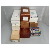 (10) CONTAINERS OF HOCKEY CARDS