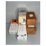 GROUP OF BASEKETBALL CARDS