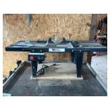 VERMONT AMERICAN ROUTER TABLE